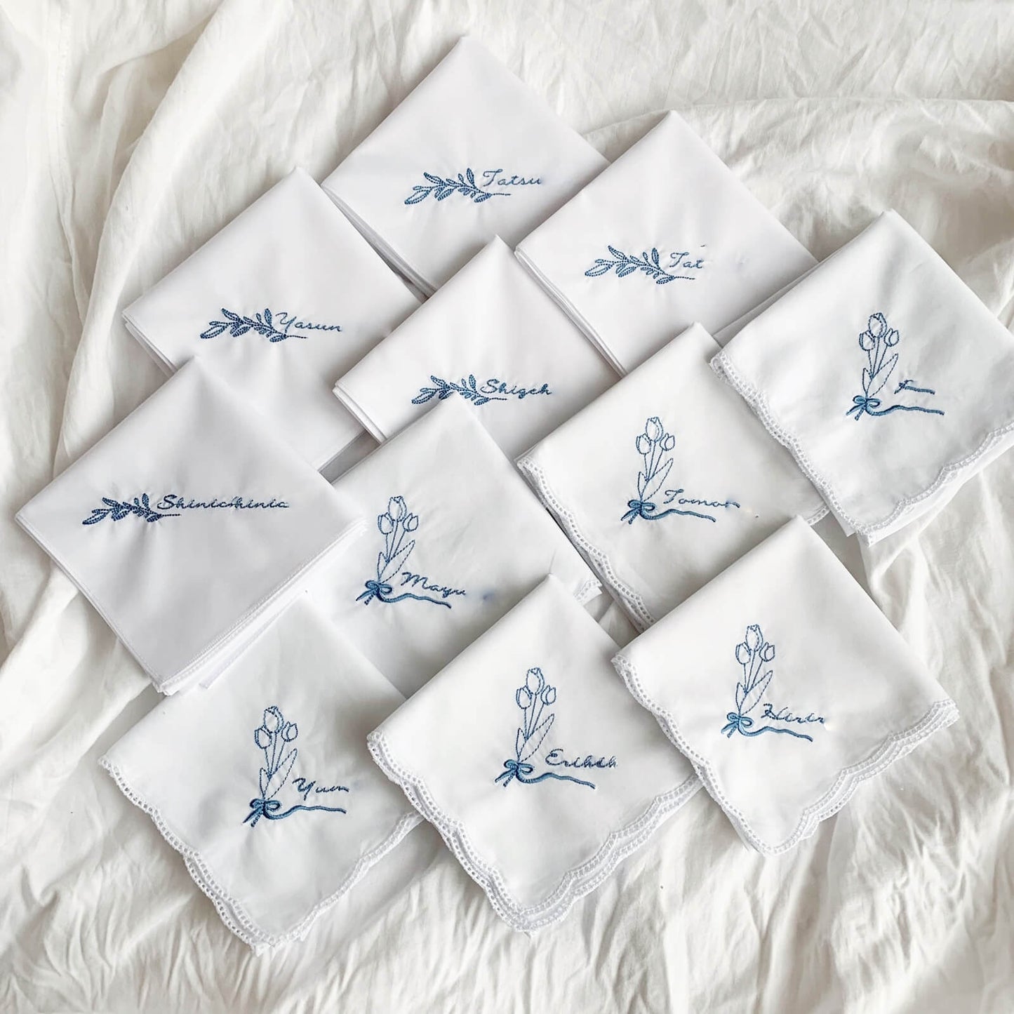 チューリップブーケ🌷BOTANICAL刺繍ハンカチブライダルハンカチ✳︎名入れ✳︎名入れ刺繍