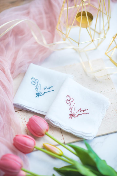 【3営業日で発送】チューリップブーケ🌷BOTANICAL刺繍ハンカチブライダルハンカチ✳︎名入れ✳︎名入れ刺繍