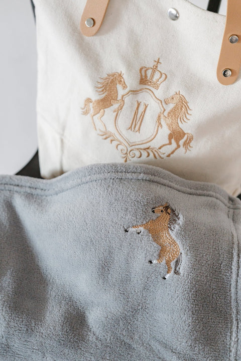 新作✨馬エンブレム✨イニシャル刺繍